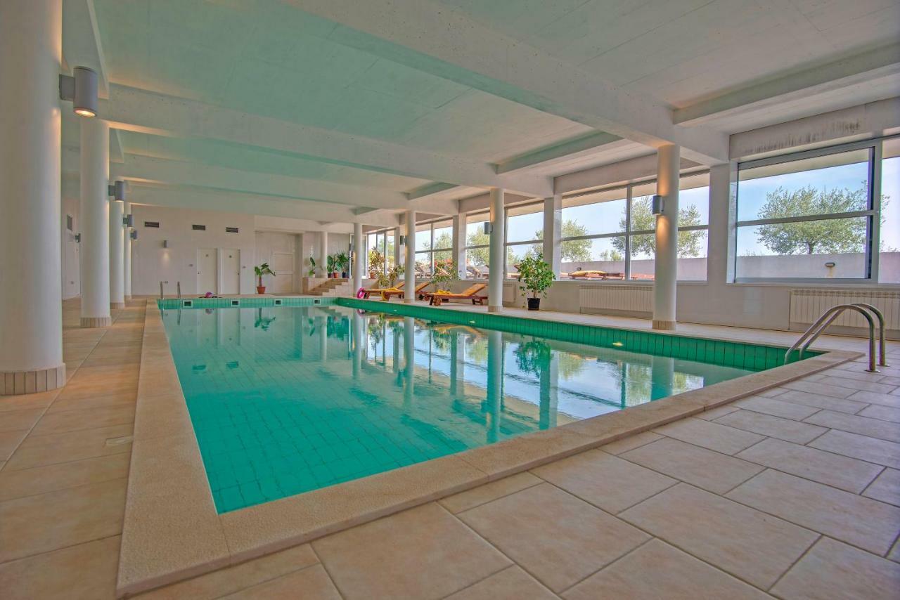 Kastel Pineta In Sveti Martin * Istrien Hotell Nedeščina Eksteriør bilde